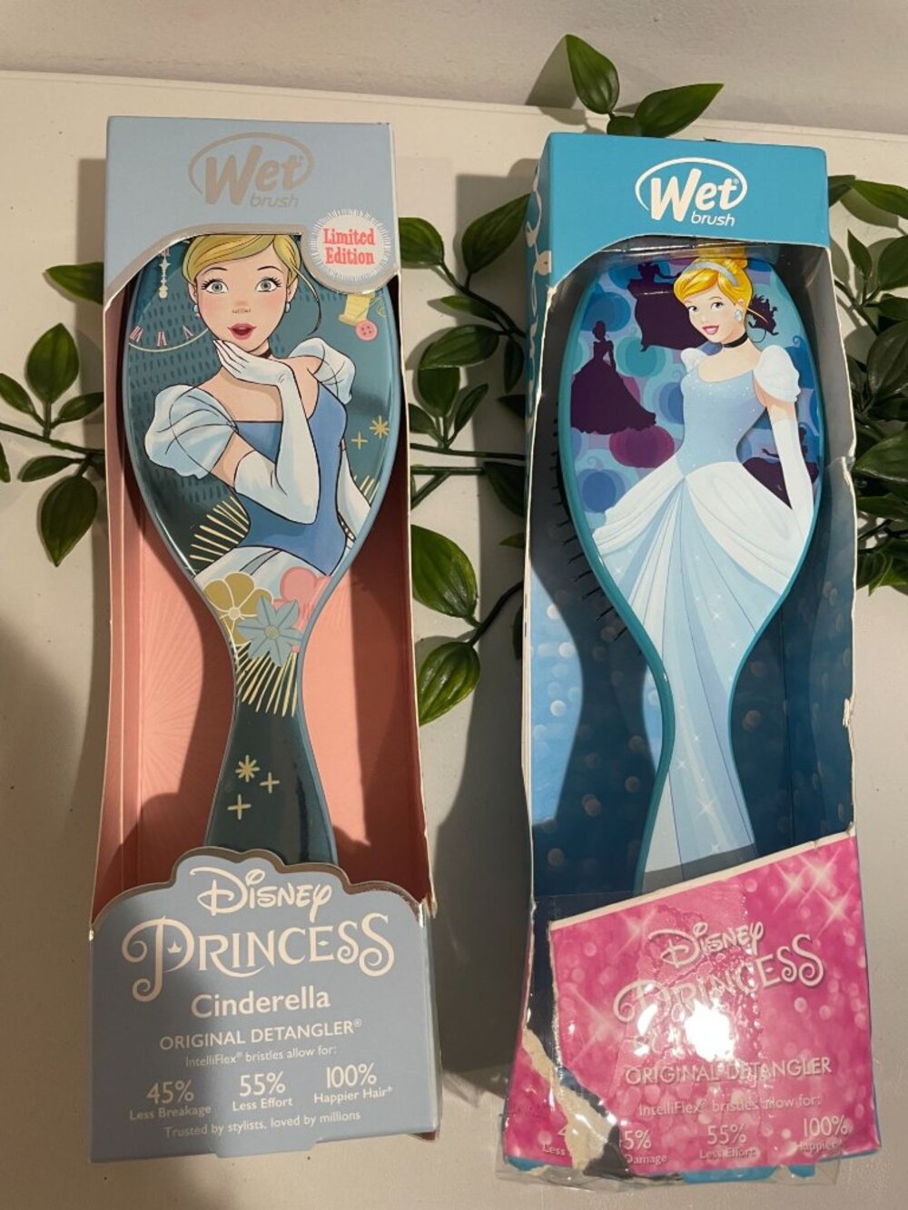 Disney Princess Cinderella Original Detangler Brush Limited Edition